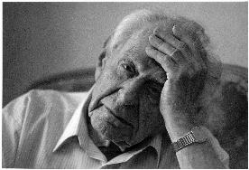 Photograph: Karl Popper, Prague, May 1994