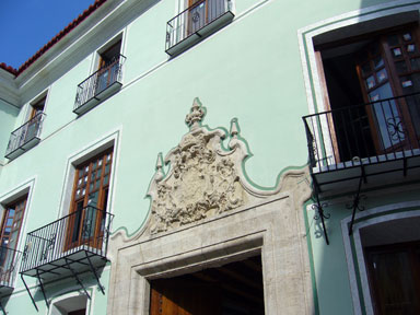 Fachada del Palacio Cerveró