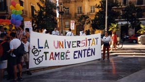 Pancarta del grup universitari de Lambda durant una celebració de l'orgull de h. 1995