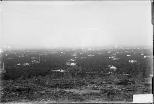 Panoramic view of Alzira from Maravillas cave. C. 1930.