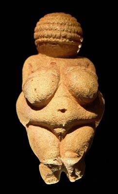 Venus de Willendorf, 20.000 a. C., Paleolítico Superior, Valle del Danubio