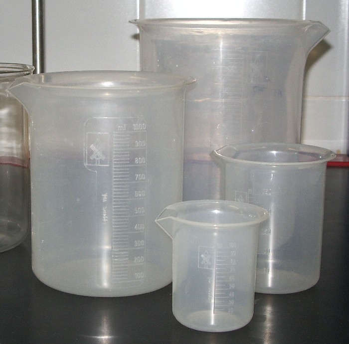vasos de precipitados de plastico