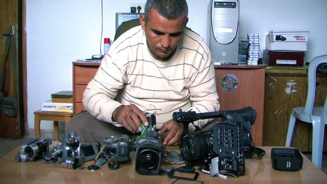 5 cámaras rotas (5 Broken Cameras, Emad Burnat, Guy Davidi, 2011)