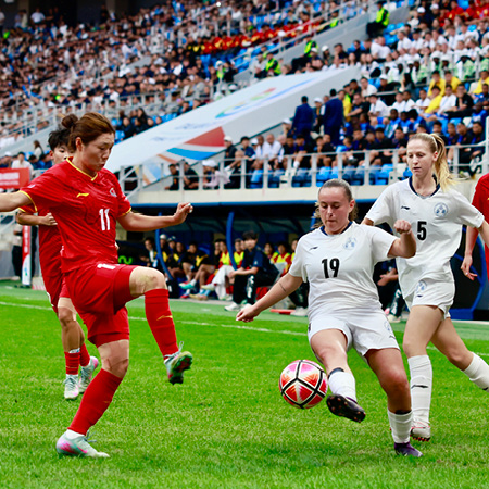 Xiques jugant a futbol