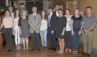 Momento de la recepción de los estudiantes.