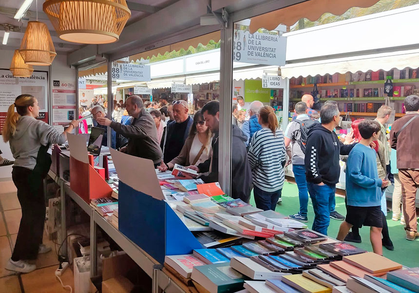 Caseta de la UV a la Fira del Llibre