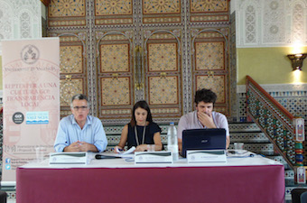 Jornada de transparència local a Anna. D'esquerra a dreta els professors Joaquín Martín, Virginia Pardo i Andrés Boix