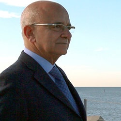 J.Viña