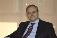 Prof. José M. Peiró PhD. President Division 1: Organizational Psychology. Director of the University Research Institute of Human Resources Psychology, Organizational Development and Quality of Working life (IDOCAL)