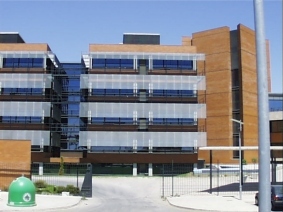 Vista de la entrada del ICMUV