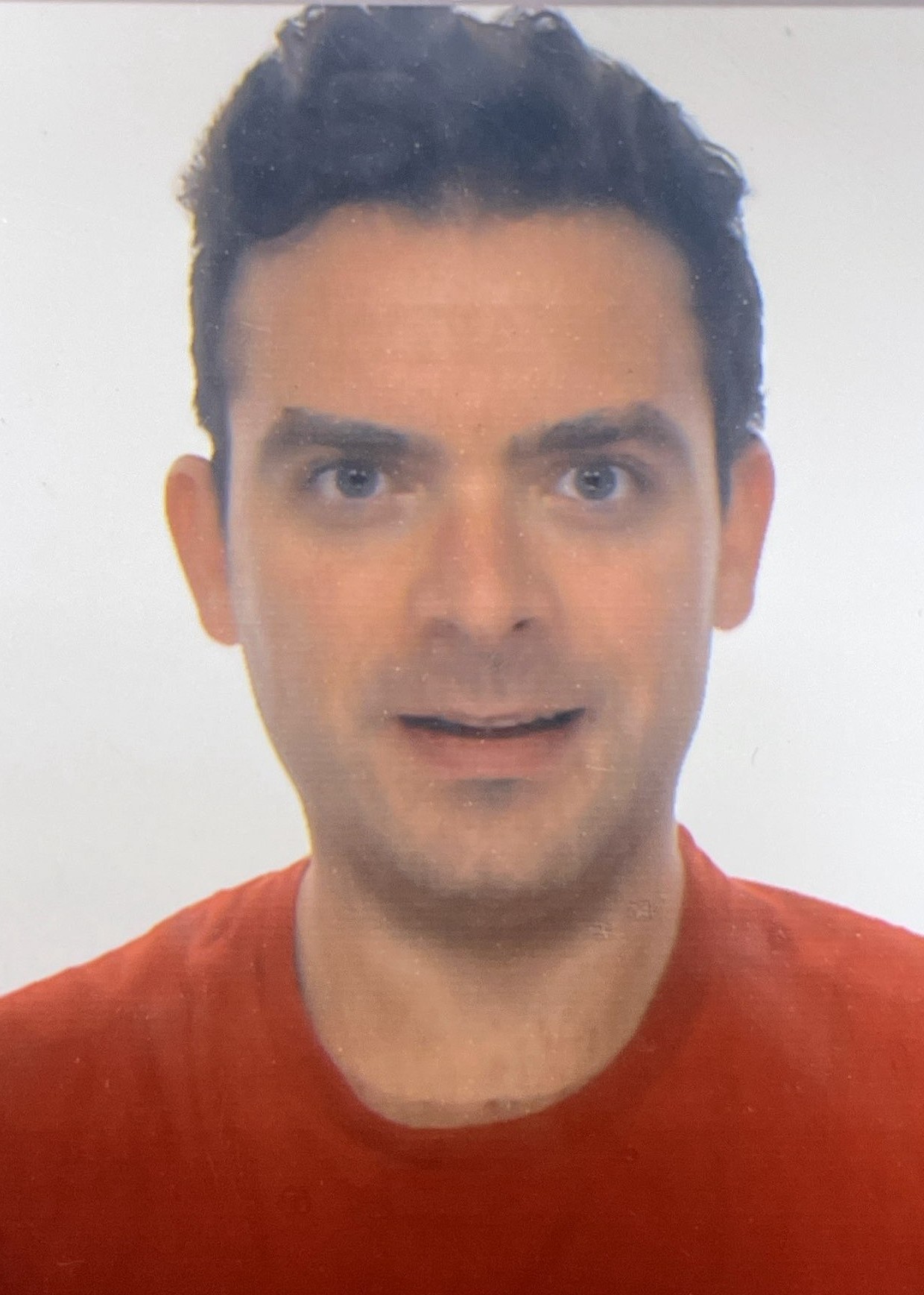 C&eacute;sar R&iacute;os Navarro