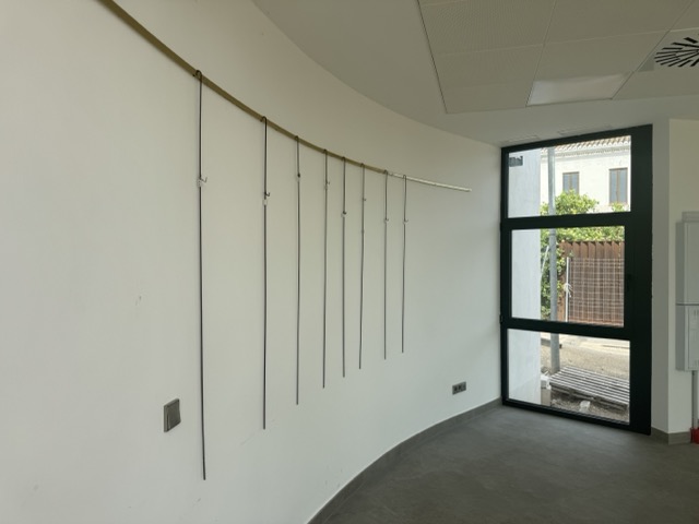 Pared de la sala de exposiciones del Museu de l'Horta de Almàssera