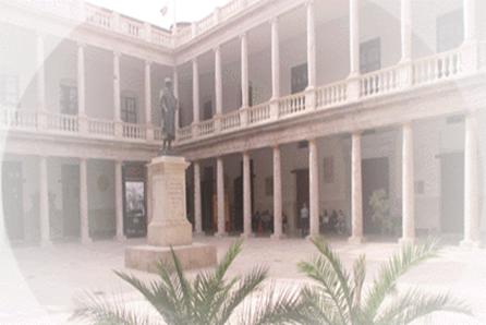 Claustre de la Universitat