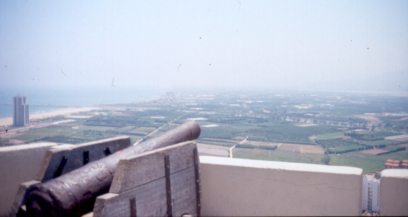 6._castillo_de_cullera._vista_hacia_el_riio_jucar.jpg