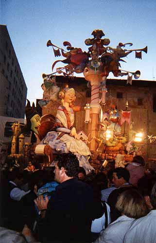image/fallas.jpg, 23K