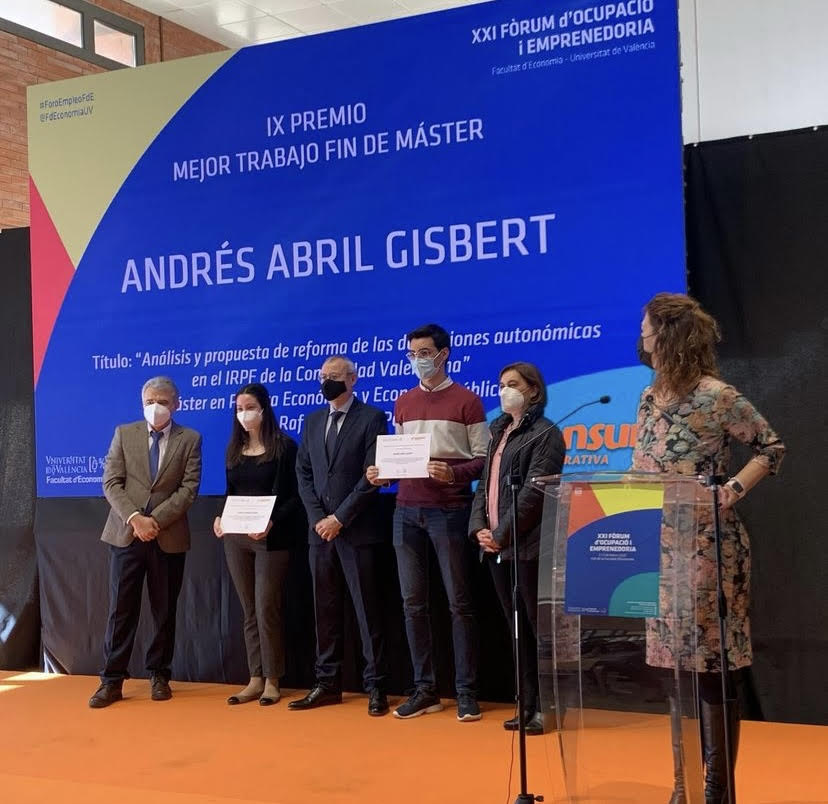 Lliurament del premi a Andrés Abril Gisbert.