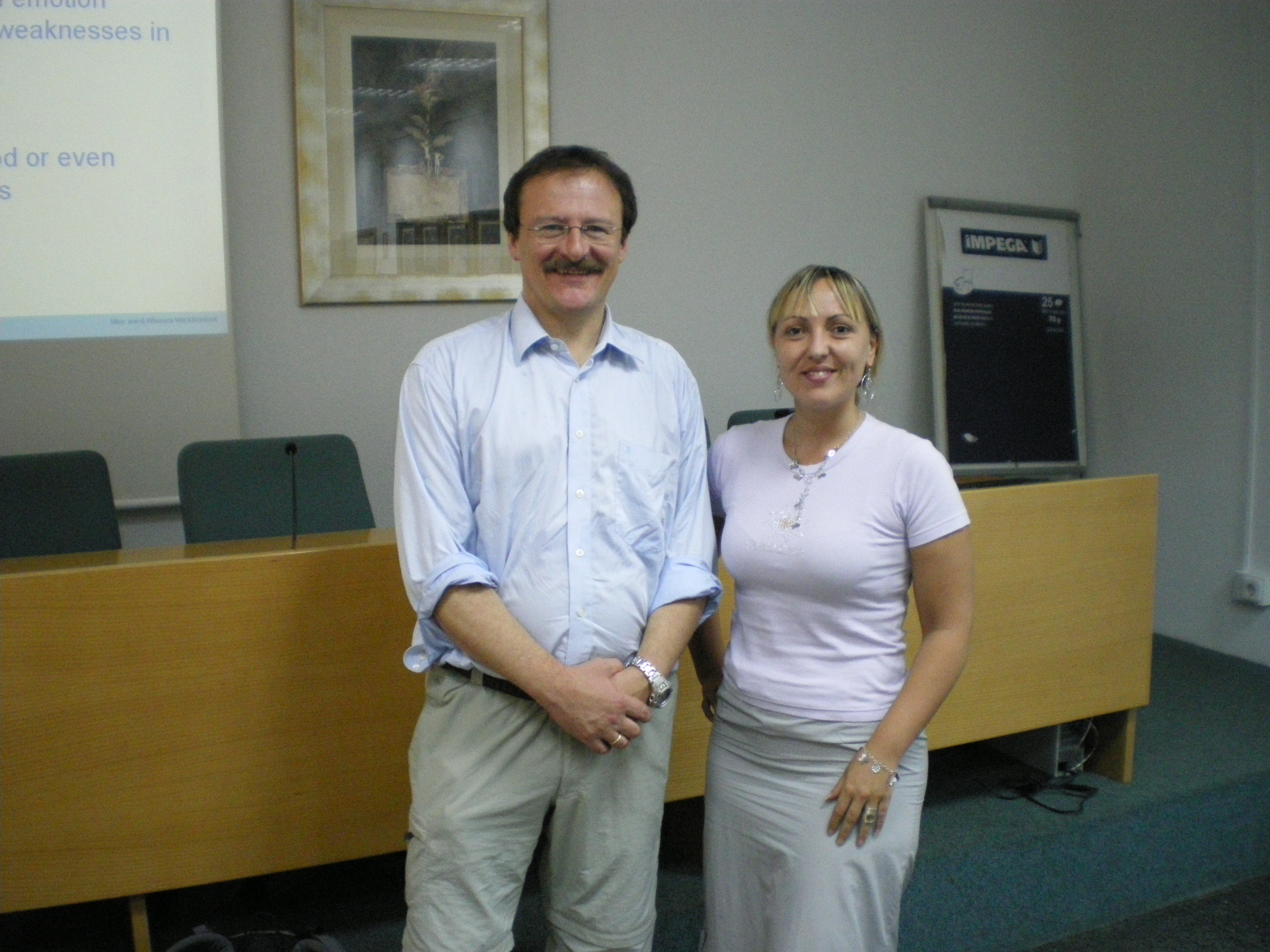 Profesor Dieter Zapf (Universidad de Frankfurt , Alemania) 