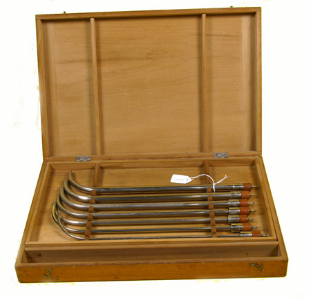 Caja de bujas o sondas dilatadoras uretrales