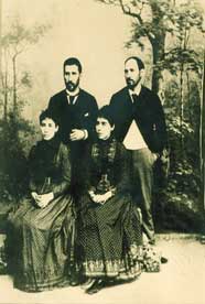 Cajal y sus hermanos Pedro, Pabla y Jorja