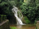 floresta3 * Salto de agua del barranco Hurn en el parque de la Floresta. * 467 x 350 * (118KB)