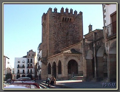 Caceresplaza.jpg