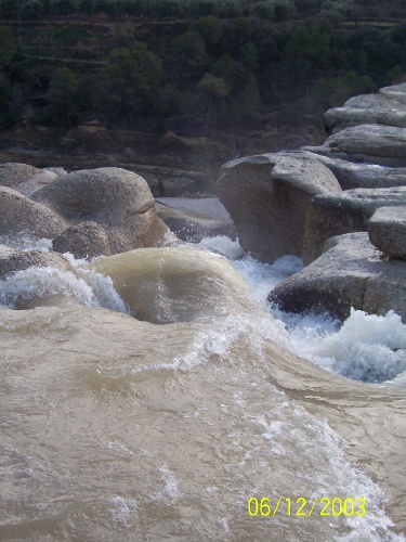 Rio Tastavins. El salto.
