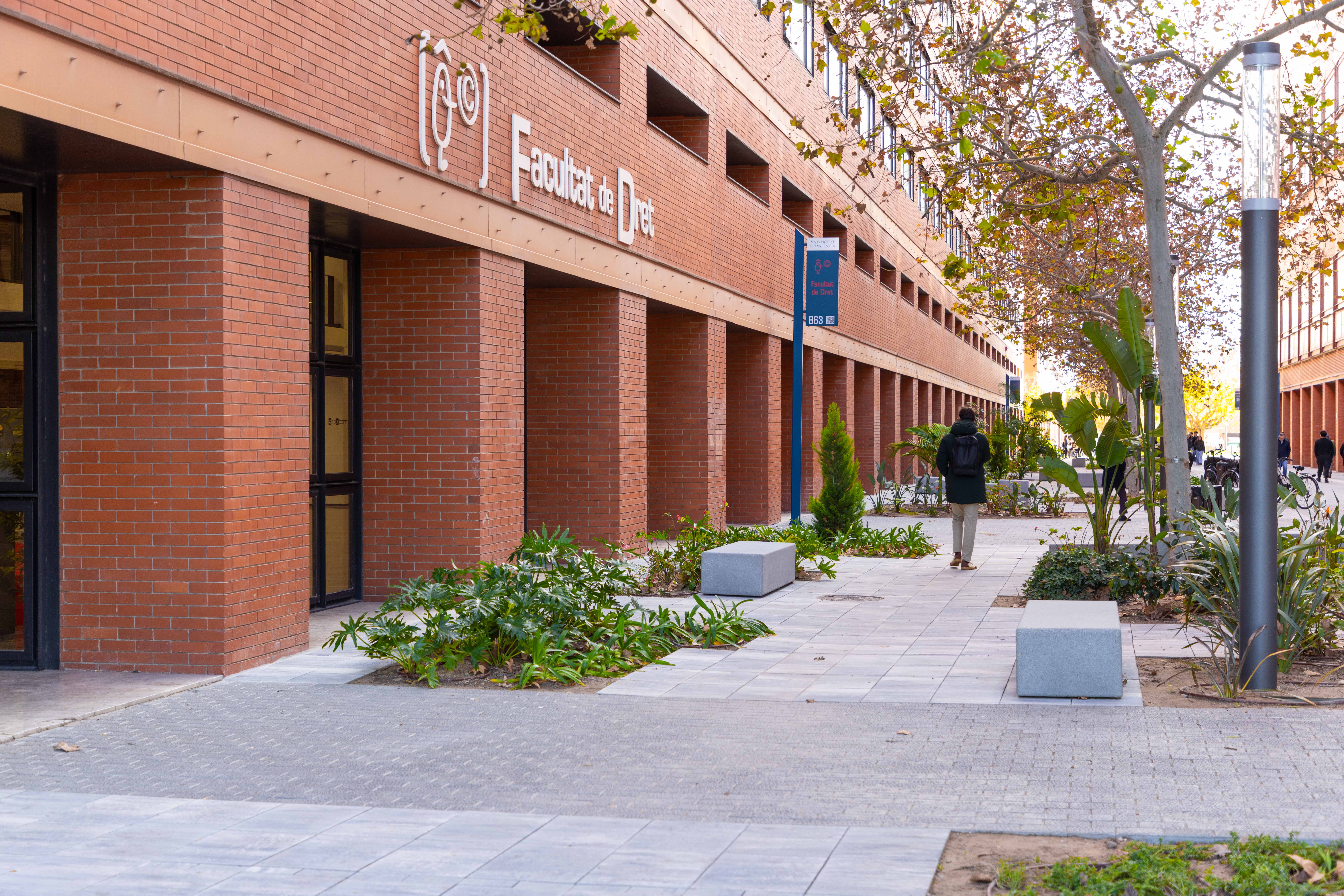 Enjardinament del Campus dels Tarongers