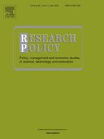 Beneficiary contact and innovation`:` The relation between contact with patients and medical innovation under different institutional logics