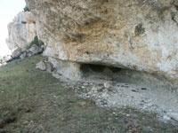Karst exhumado en cantil