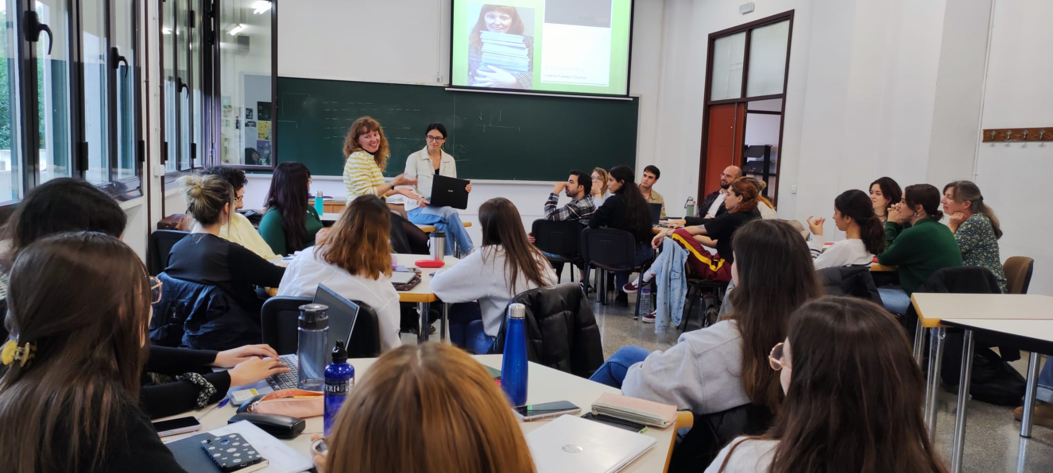 Conferència de Maria Olcina