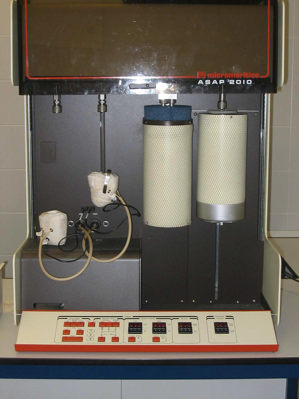 Micromeritics ASAP 2010