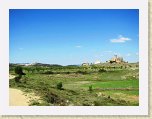 ruta_mases(07) * Olba a la izquierda, entorno de la Virgen de Pradas a la derecha.