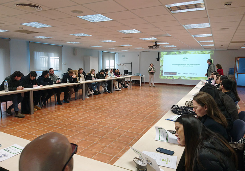 Lecture at ANECOOP