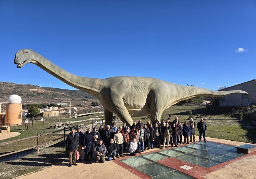 Cuarenta investigadores de la Factultat de Ciències Biològiques de la Universitat de València visitan la Estación Biológica Alto Turia en Aras de los Olmos