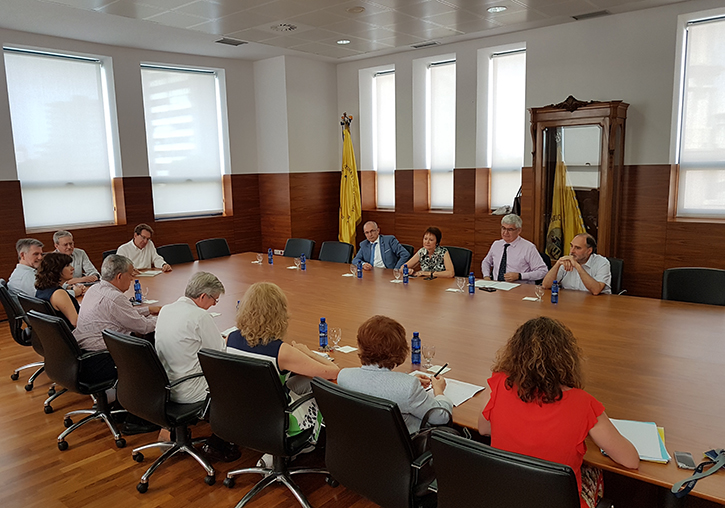 Reunió de membres del Consell de Direcció amb l'equip deganal de la Facultat