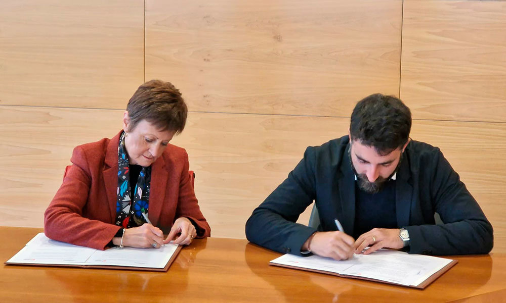 La UV y la Fundación Deportiva municipal València renuevan el convenio de colaboración