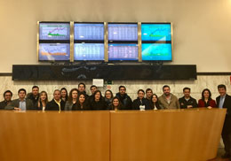 Alumnos en la Bolsa de Valencia