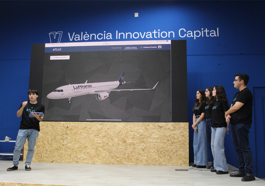event image:Momento de una presentación del programa