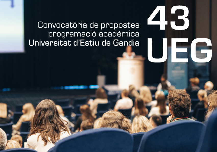 Públic a la conferència inaugural de la Universitat d'Estiu