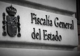 La Cátedra Deblanc visita la Fiscalía General del Estado para solicitar el reconocimiento de los cursos que impartirá la Cátedra