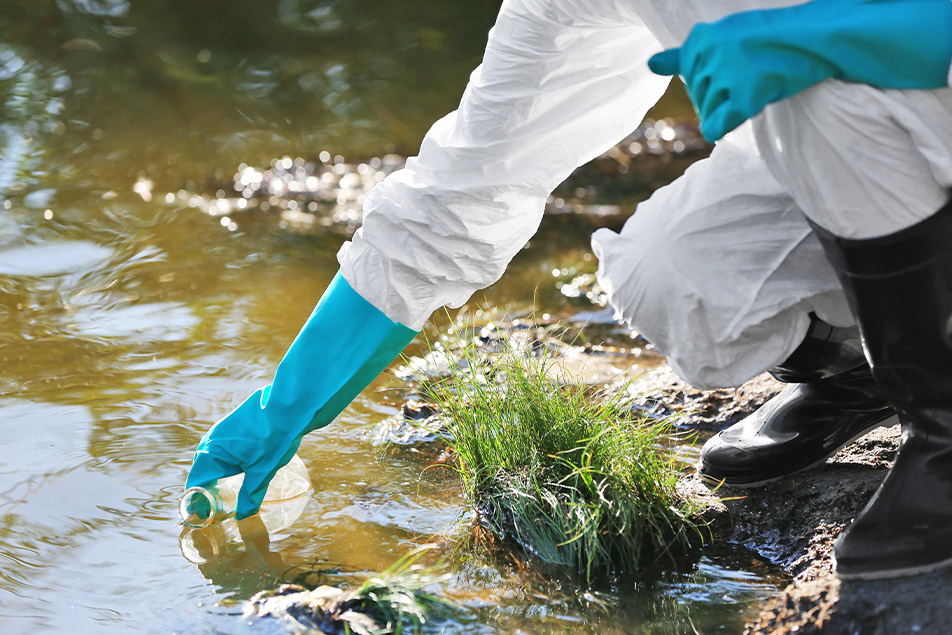 Innovative solution deployment in strategic environments