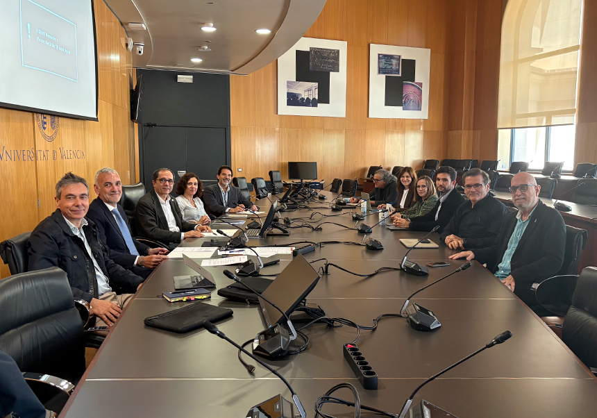 Membres del nou Patronat de la Fundació General UV