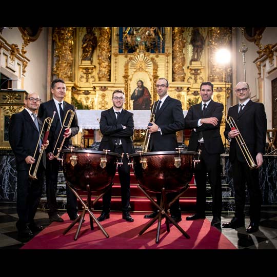 Photo of the performers