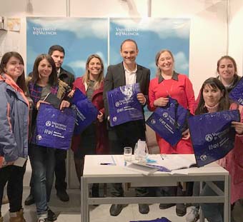 Delegació de la Universitat de València, amb Carlos Pomer.