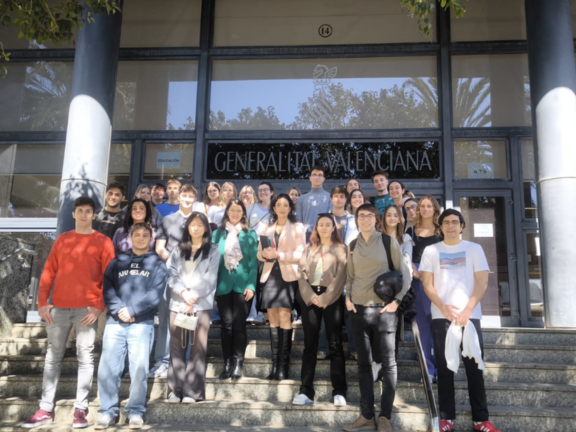 Visita del alumnat en ATV - imatge 0