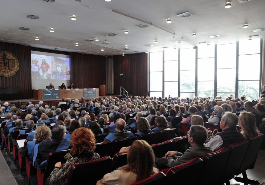 Cerimònia de lliurament de diplomes de La Nau Gran a Filosofia i Ciències de l'Educació.
