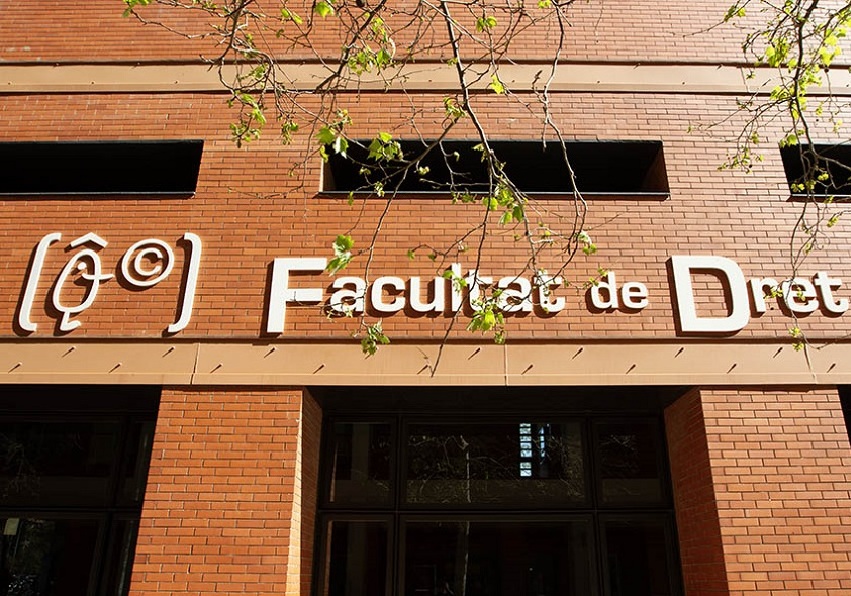 Façana Facultat de Dret
