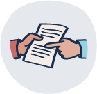 Dos personas sostienen un documento
