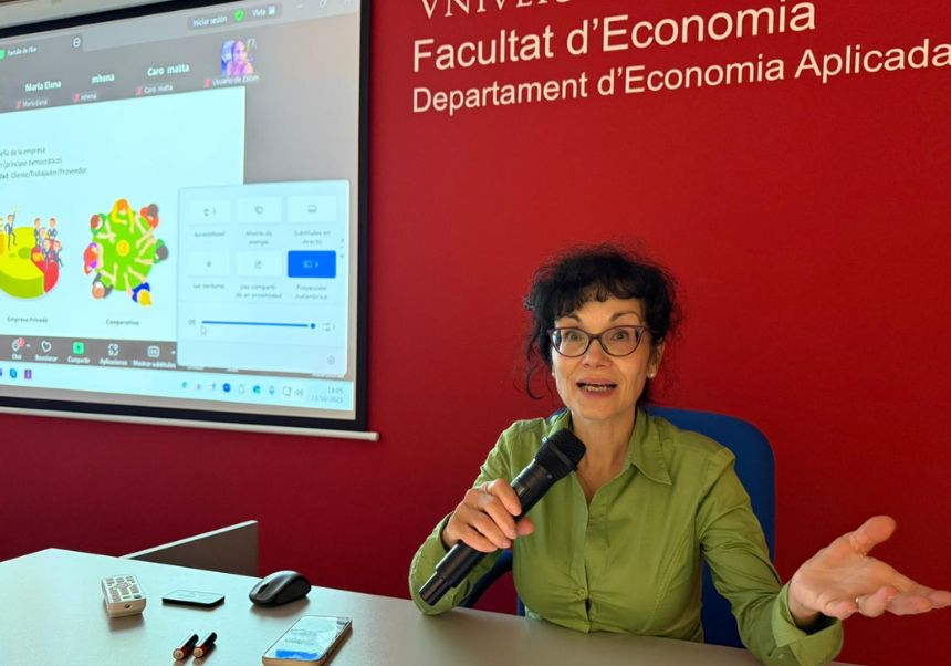 L’Aula Empresocial ha realitzat el seu primer cicle de tallers de la Xarxa Mentor-COOP per a la creació de cooperatives de treball.