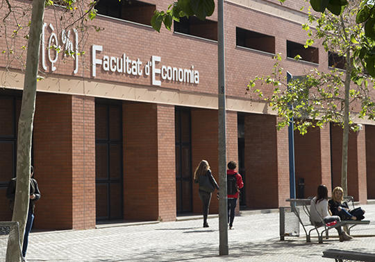 Edificio de la Facultad de Economía de la Universitar de València